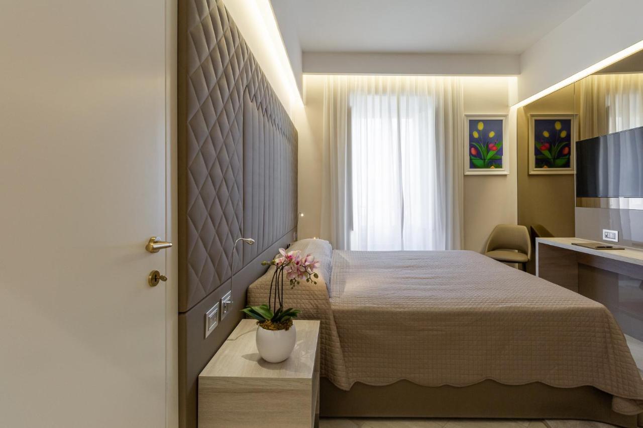 Harry'S Bar Trevi Luxury Apartments - Spagna Rzym Zewnętrze zdjęcie