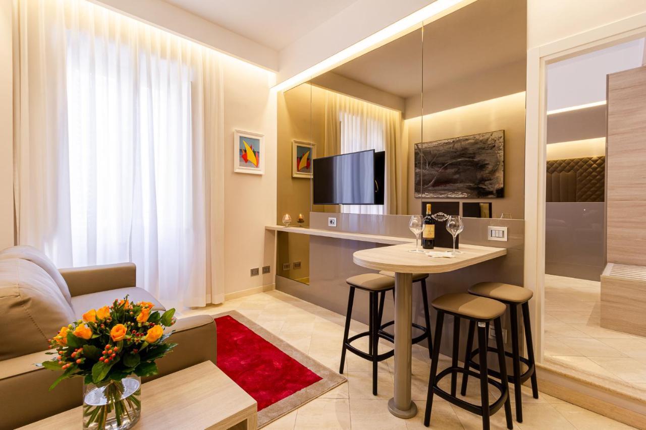 Harry'S Bar Trevi Luxury Apartments - Spagna Rzym Zewnętrze zdjęcie